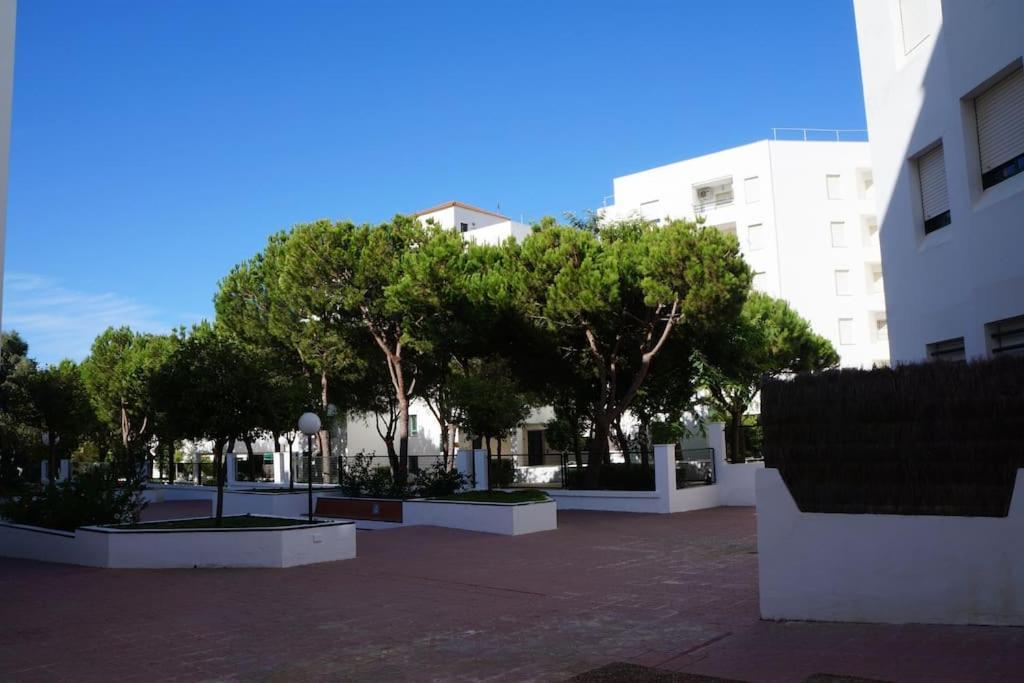 Moderno Vista Mar: Apartamento Familiar con Piscinas y Playa Cercana El Puerto de Santa Maria Exterior photo